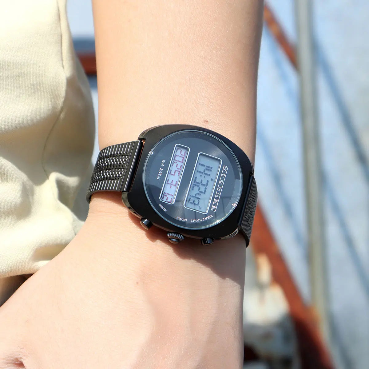 Dual-Display Electronic Watch for Men Retro Style Digital Unisex Wristwatch with Stainless Steel Strap Month Date Year Backlight